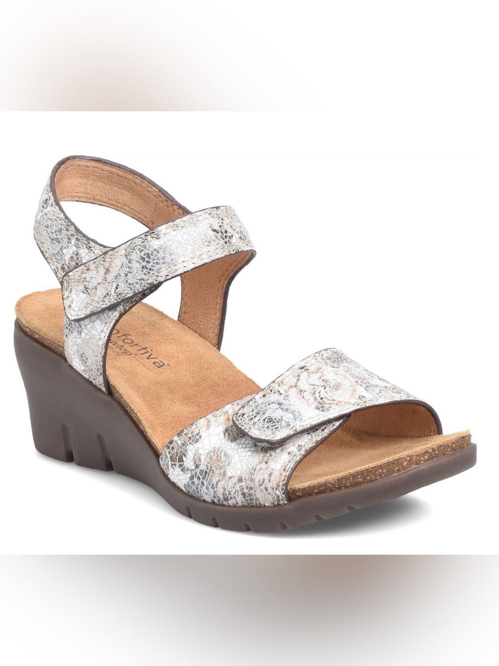 NWT Comfortiva Abria Wedge Sandal